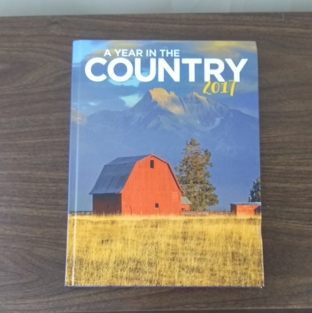 5/$15 📌 Country Living book